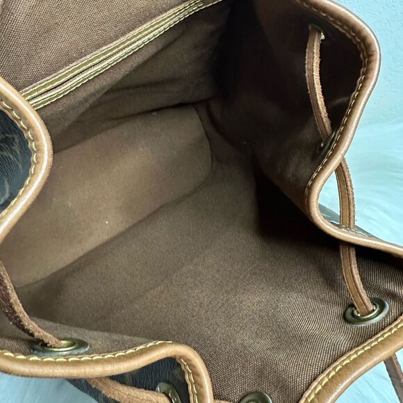 💯Authentic Louis Vuitton Monogram Backpack Small size🍀 - Picture 6 of 17